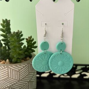 NWT Turquoise Floral Dangle Earrings